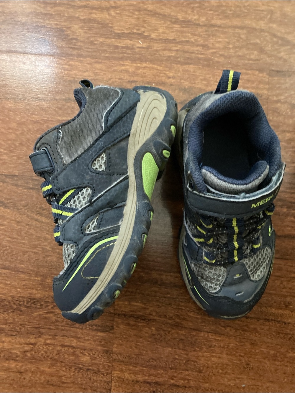 Merrell Navy and Lime Kids Sneakers
